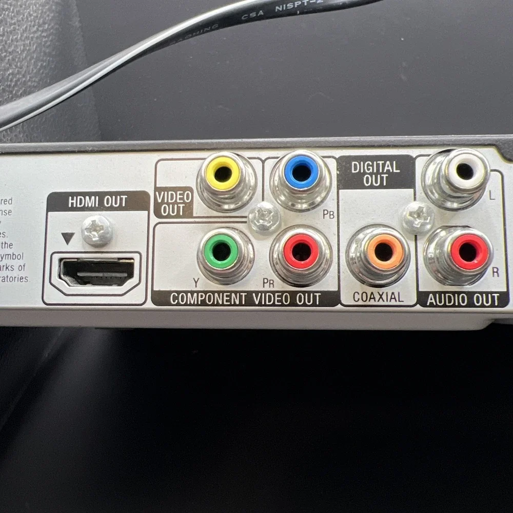 SONY UPSCALING SINGLE DISC SLIM DVD PLAYER DVP-SR500H NO REMOTE -‎ TESTED